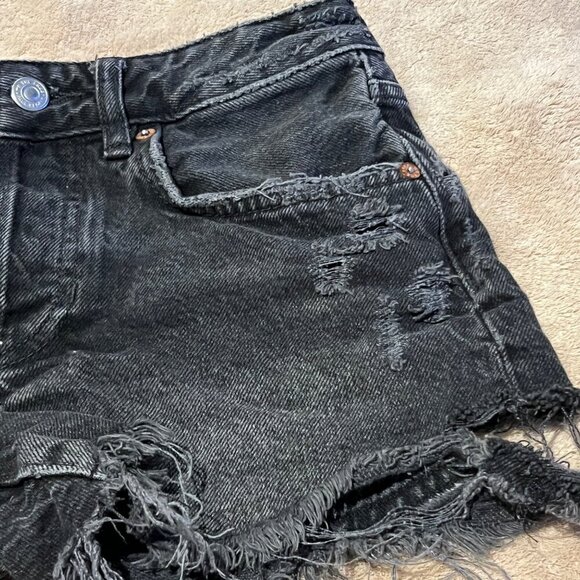 We The Free Free People Black Distressed Button Fly Denim Shorts Size 24 - Picture 3 of 10